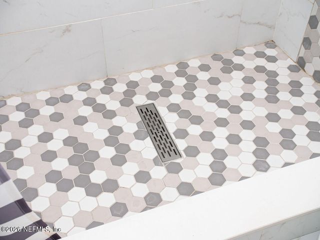 6840 LONDON BRIDGE Lane, Jacksonville, FL 32210