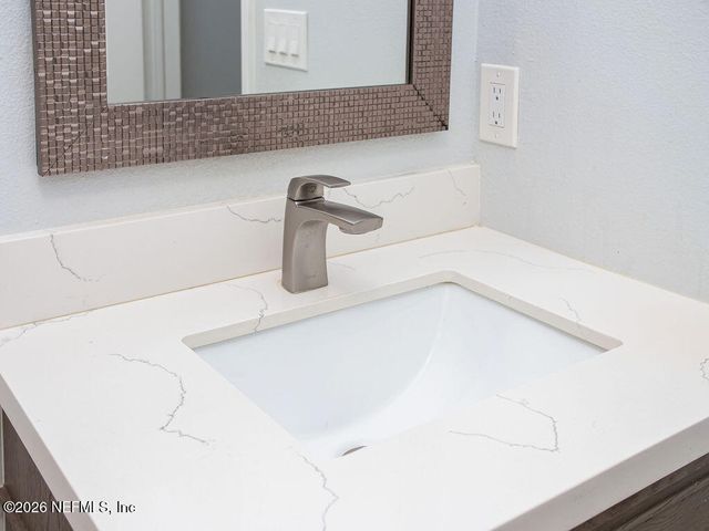 6840 LONDON BRIDGE Lane, Jacksonville, FL 32210