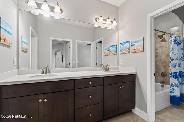 863 E DORCHESTER Drive, St. Johns, FL 32259