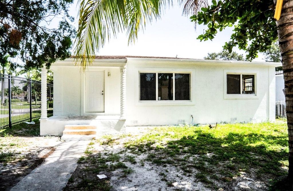 841 NW 116th Terrace, Miami, FL 33168