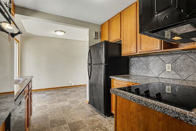 709 W Highland Boulevard, Battle Creek, MI 49015