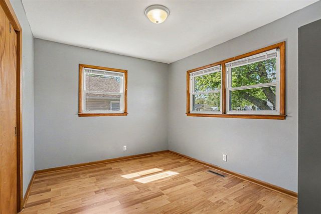 709 W Highland Boulevard, Battle Creek, MI 49015