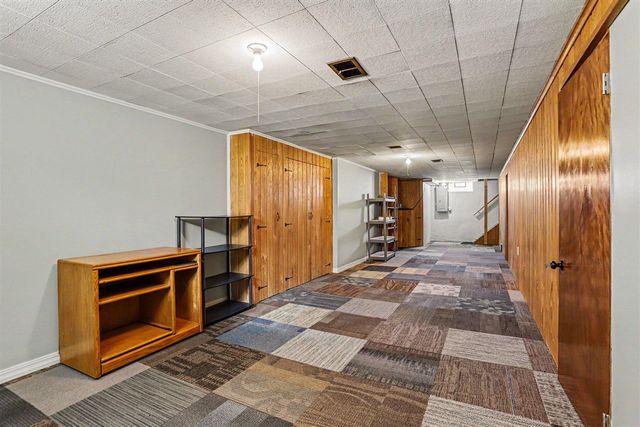 709 W Highland Boulevard, Battle Creek, MI 49015