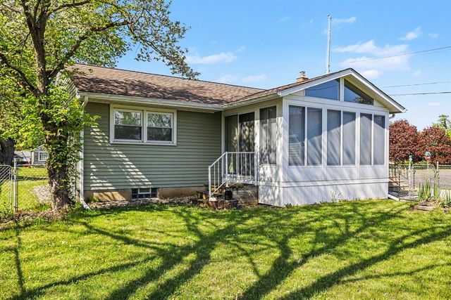 709 W Highland Boulevard, Battle Creek, MI 49015