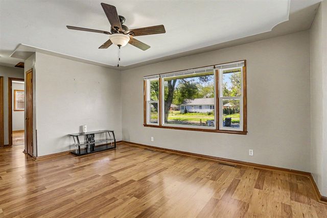 709 W Highland Boulevard, Battle Creek, MI 49015