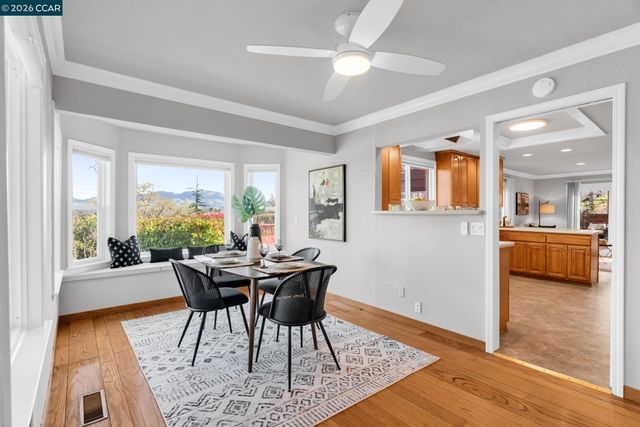 2081 Essenay Ave, Walnut Creek, CA 94597