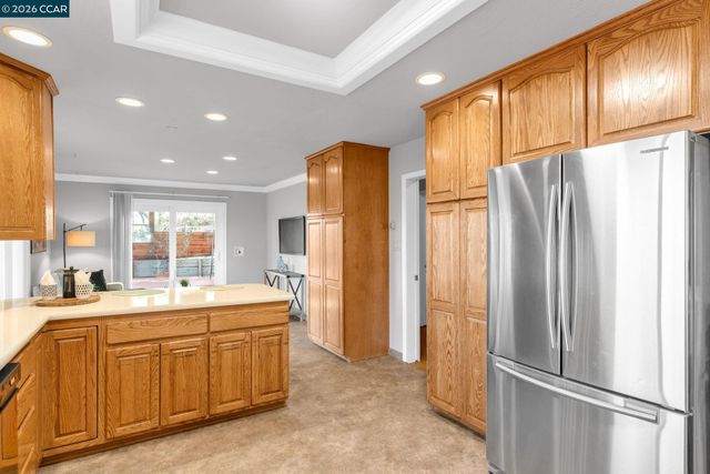 2081 Essenay Ave, Walnut Creek, CA 94597