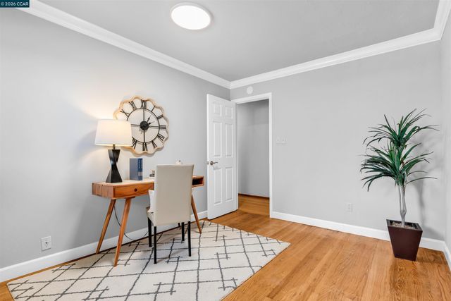 2081 Essenay Ave, Walnut Creek, CA 94597