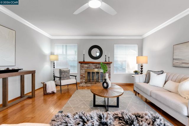 2081 Essenay Ave, Walnut Creek, CA 94597