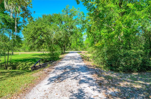 27843 Krezdorn Road, Hockley, TX 77447