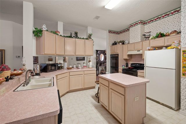 27843 Krezdorn Road, Hockley, TX 77447