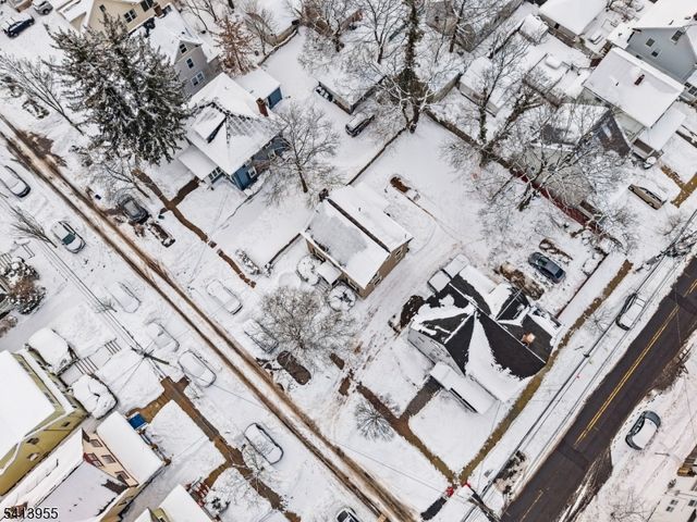 36 Baldwin St, New Brunswick City, NJ 08901