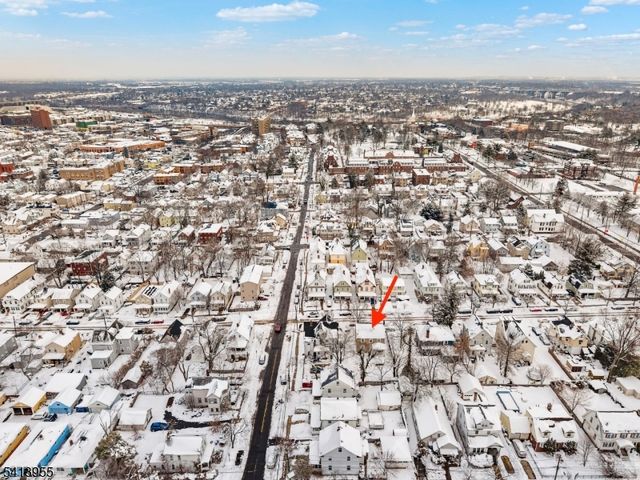 36 Baldwin St, New Brunswick City, NJ 08901