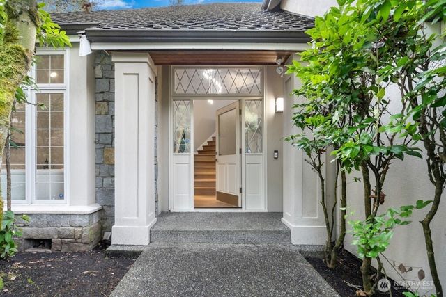 19221 SE 25th Street, Sammamish, WA 98075