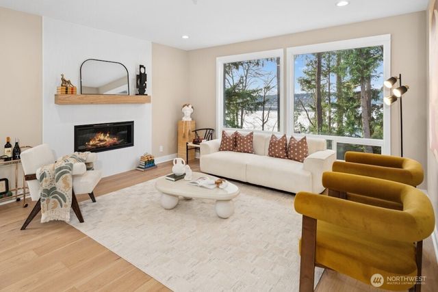 19221 SE 25th Street, Sammamish, WA 98075