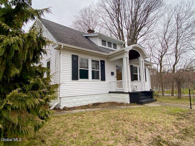 29 Ralph Street, Ballston Spa, NY 12020