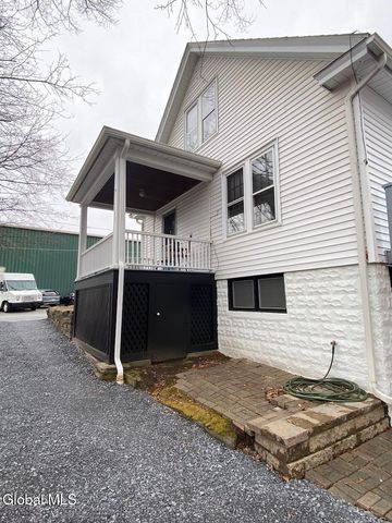 29 Ralph Street, Ballston Spa, NY 12020