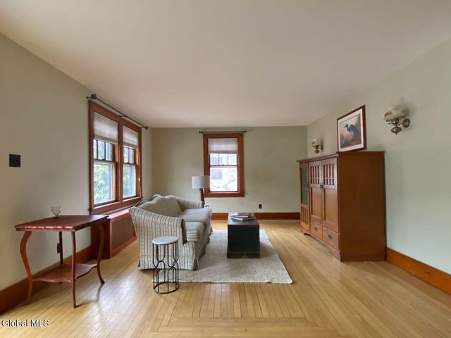 29 Ralph Street, Ballston Spa, NY 12020