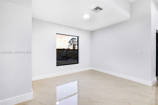 450 Mercedes CT, Lehigh Acres, FL 33972