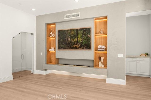 37 Preston, Tustin, CA 92782