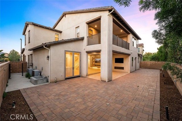 37 Preston, Tustin, CA 92782