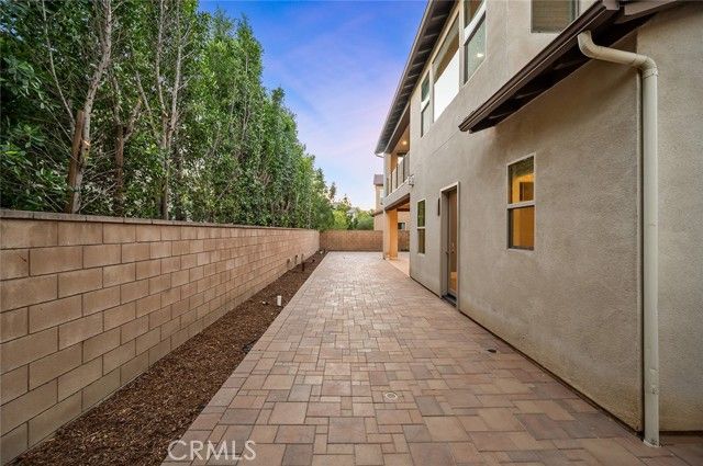 37 Preston, Tustin, CA 92782