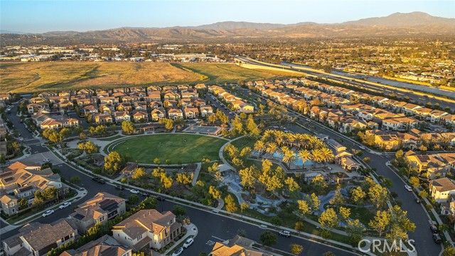 37 Preston, Tustin, CA 92782