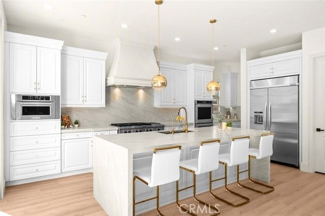 37 Preston, Tustin, CA 92782