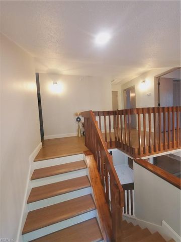 1009 Ranchero RD, Virginia Beach, VA 23456
