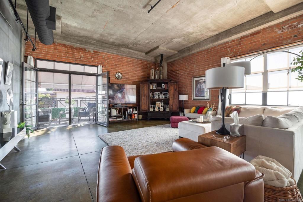 3940 7th Ave 215, San Diego, CA 92103