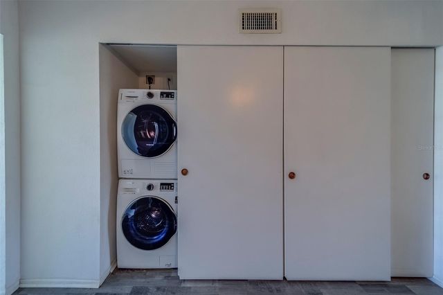 2441 PERSIAN DRIVE 61, Clearwater, FL 33763