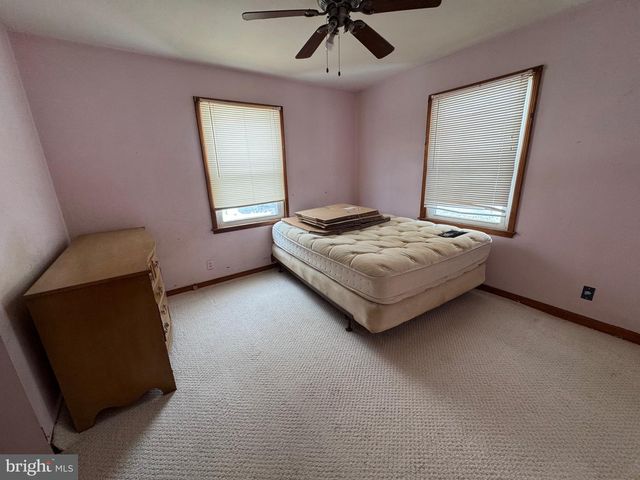 11070 CREEKSIDE DR, Huntingdon, PA 16652