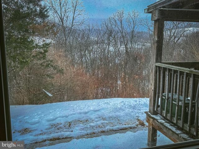 11070 CREEKSIDE DR, Huntingdon, PA 16652