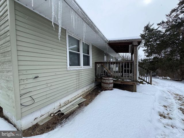 11070 CREEKSIDE DR, Huntingdon, PA 16652