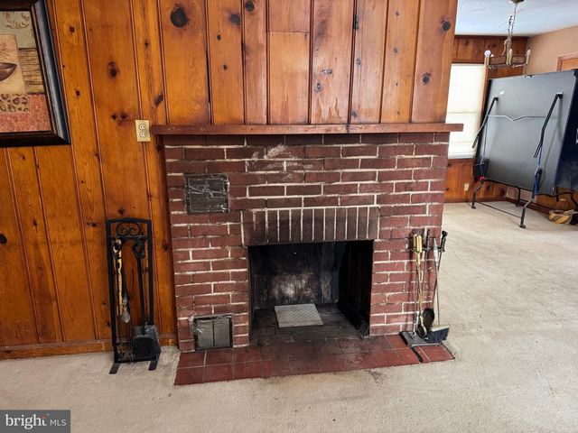 11070 CREEKSIDE DR, Huntingdon, PA 16652