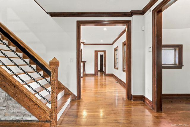 265 Old Mamaroneck Road, White Plains, NY 10605