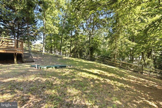 427 LESSIN DR, Lusby, MD 20657