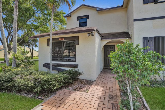 7387 NW 34th Street, Lauderhill, FL 33319