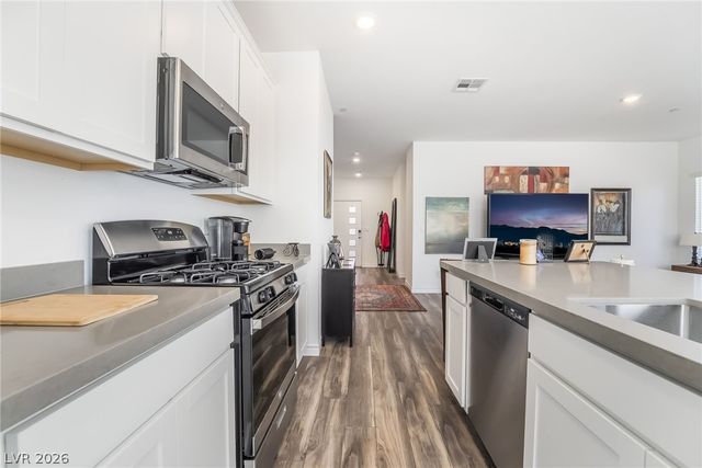 324 Aravalli Crest Street, Henderson, NV 89015