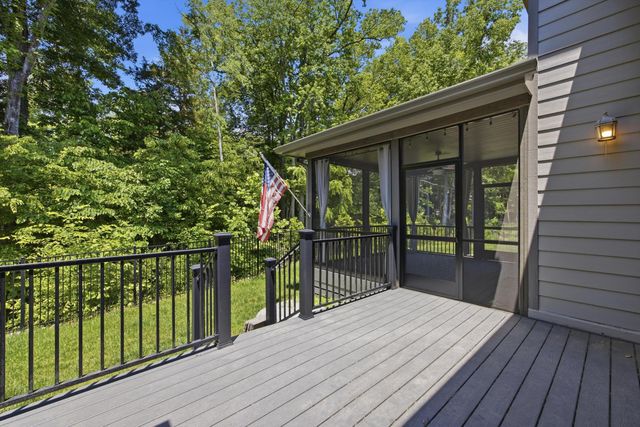 9313 Crystal Brook Drive, Apison, TN 37302
