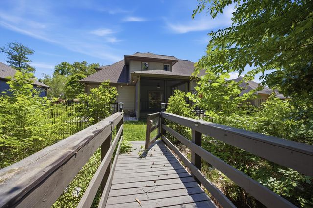 9313 Crystal Brook Drive, Apison, TN 37302