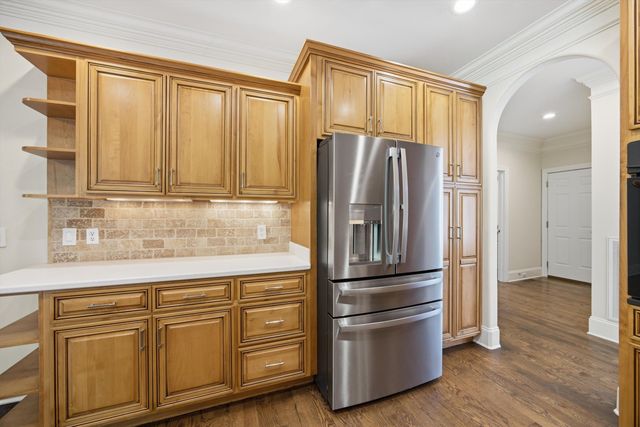 9313 Crystal Brook Drive, Apison, TN 37302