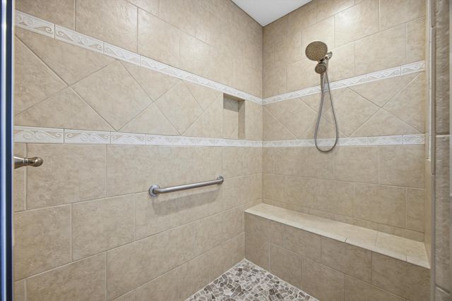 9313 Crystal Brook Drive, Apison, TN 37302