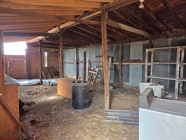 5965 Albany Avenue, Butte, MT 59701