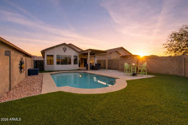 8242 S HIDDEN TRAIL Court, Gold Canyon, AZ 85118