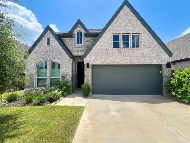 111 Chinaberry BND, Bastrop, TX 78602