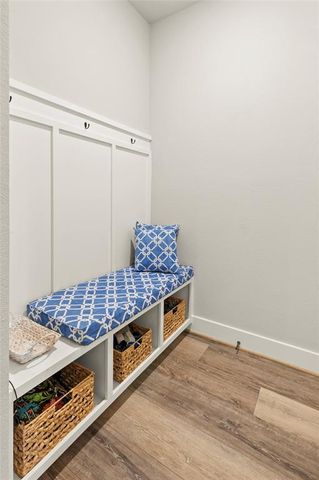 111 Chinaberry BND, Bastrop, TX 78602