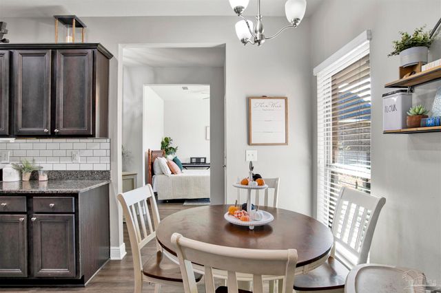 3708 Lone Fox Ct, Pace, FL 32571