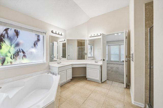8323 Whisper Point Drive, Houston, TX 77040