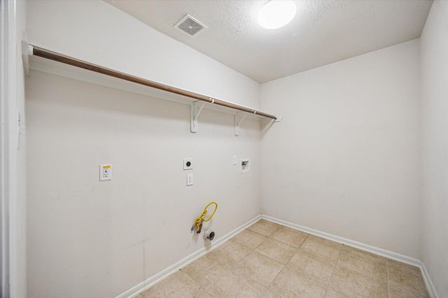 8323 Whisper Point Drive, Houston, TX 77040